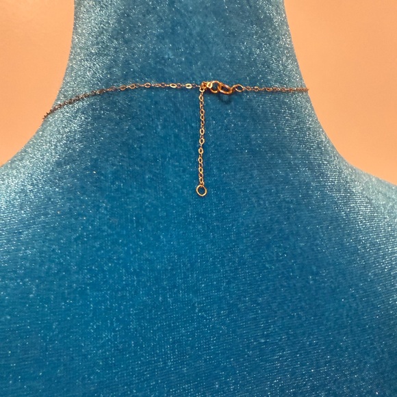 Elegant Turquoise Butterfly Pendant Necklace - Picture 3 of 3